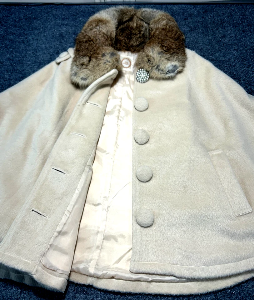 Ank Rouge Size Medium Color Beige Faux Fur Collar Cape Coat Poncho - Image 3 of 4