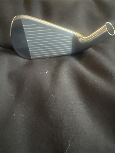 Demo Taylormade P760 2°UP/ 1* FL Right Handed 7 Iron Head Only - Picture 7 of 19