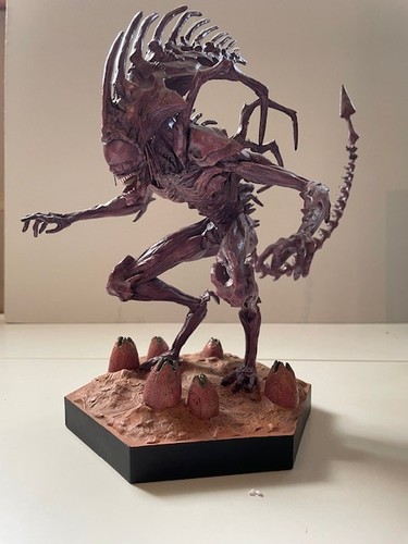 Eaglemoss hero collectors aliens rogue Xenomorph King