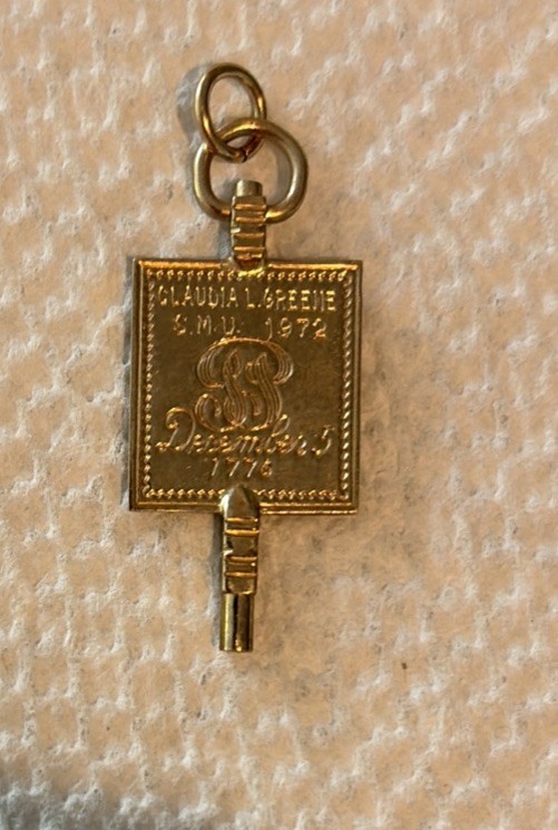 Vintage 1972 SMU Solid 10K Gold Phi Beta Kappa Fraternity Fob Charm 4g 1.25"