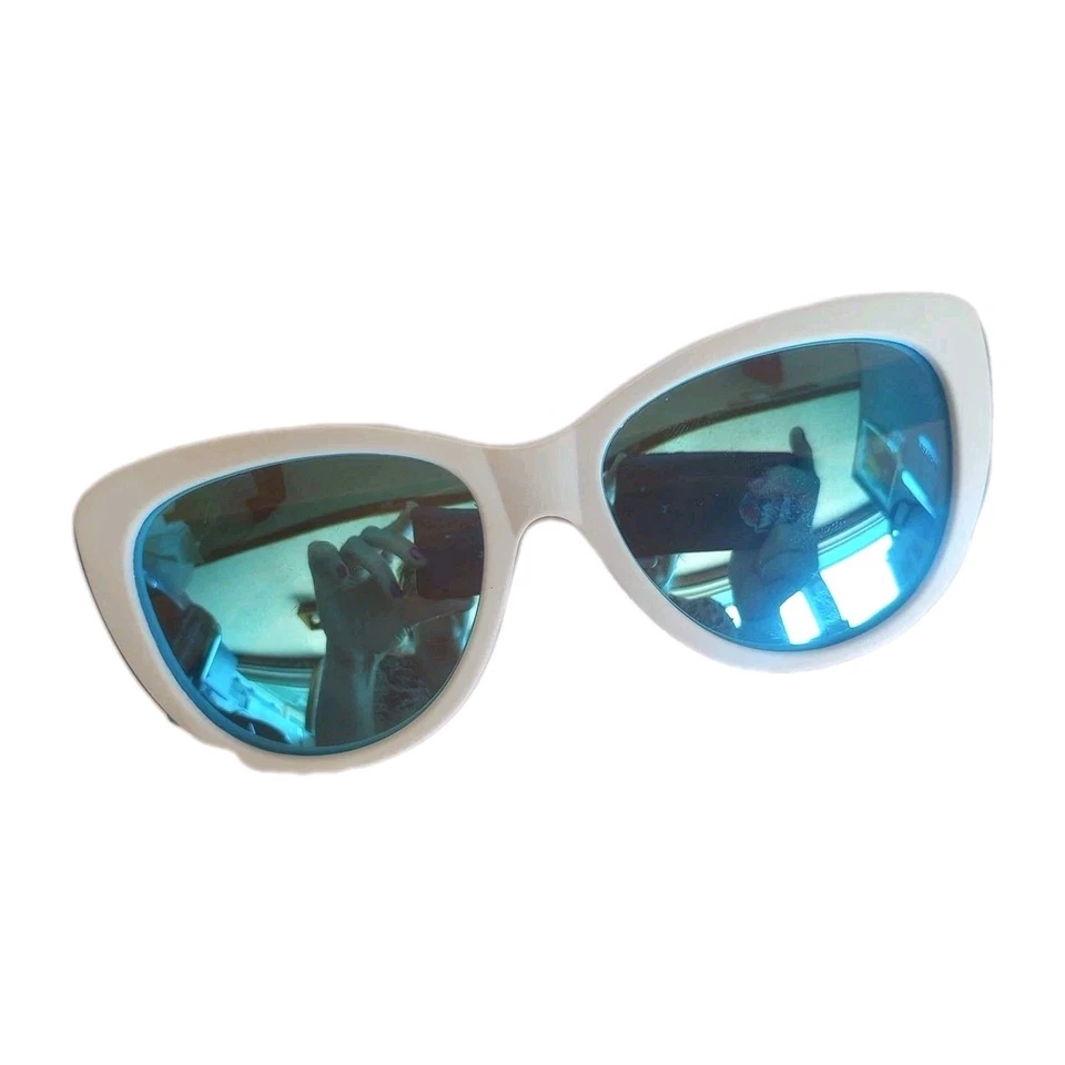 Goodr Iced by Zombie Dragons Juego de Tronos Pasarela Cateye Espejo Azul Blanco GOT Foto 4 de 4