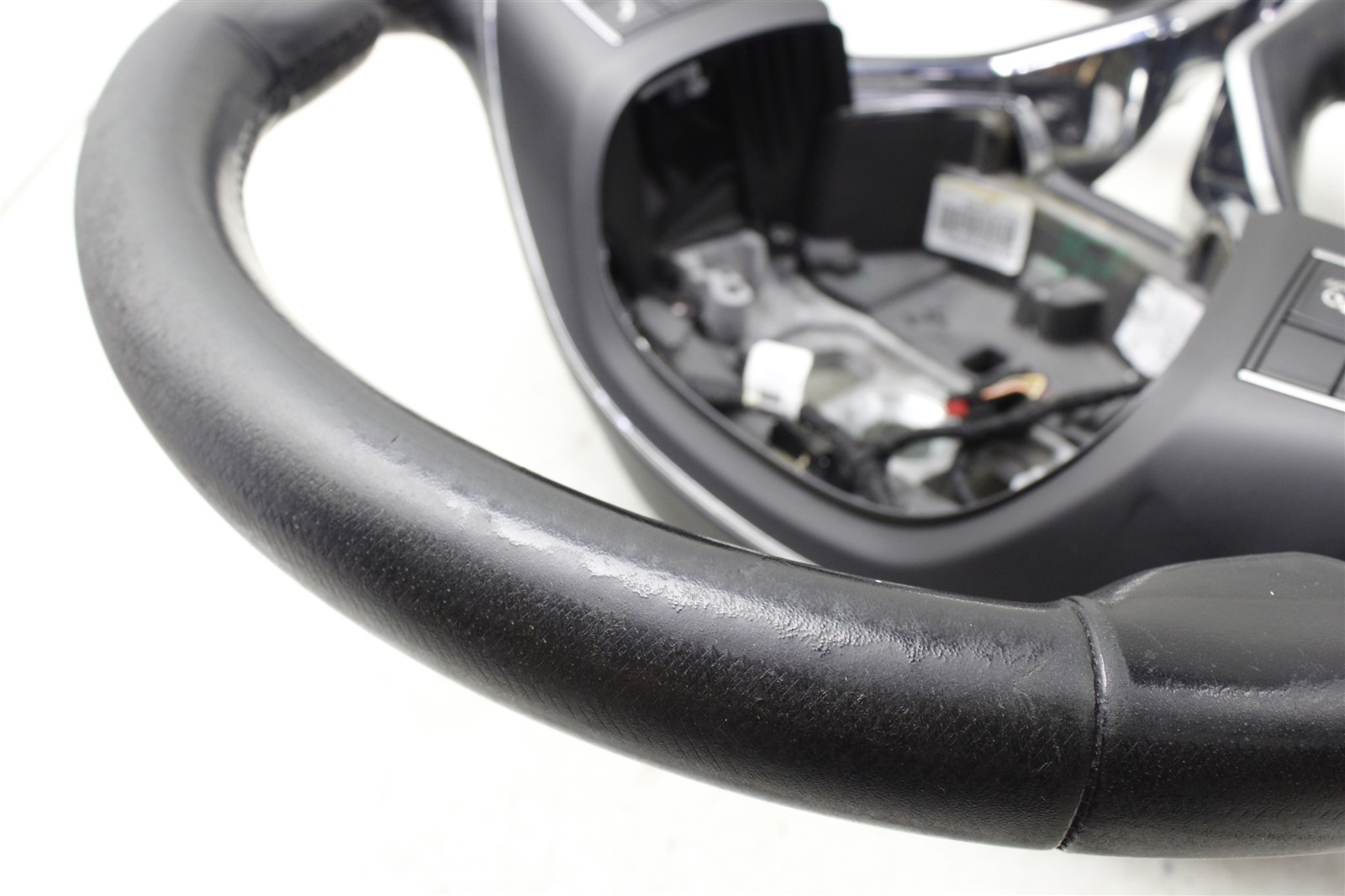 2018-2021 Maserati Ghibli Steering Wheel Assembly Factory OEM W/ Controls 18-21