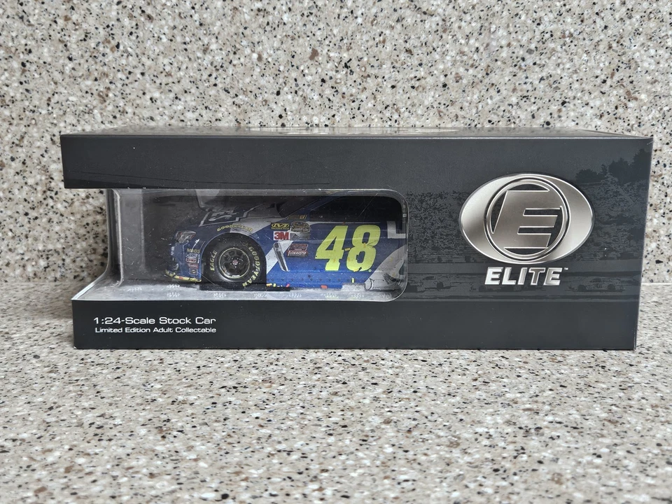 JIMMIE JOHNSON 2016 #48 LOWE'S MARTINSVILLIE RACED WIN ELITE - Image 3 of 4