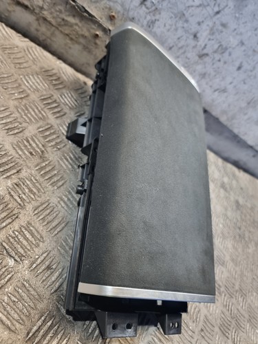 TOYOTA ESTIMA CENTER CONSOLE ARM REST 58982-28010 2.4L HYBRID ELECTRIC MPV 2014 - Picture 3 of 10