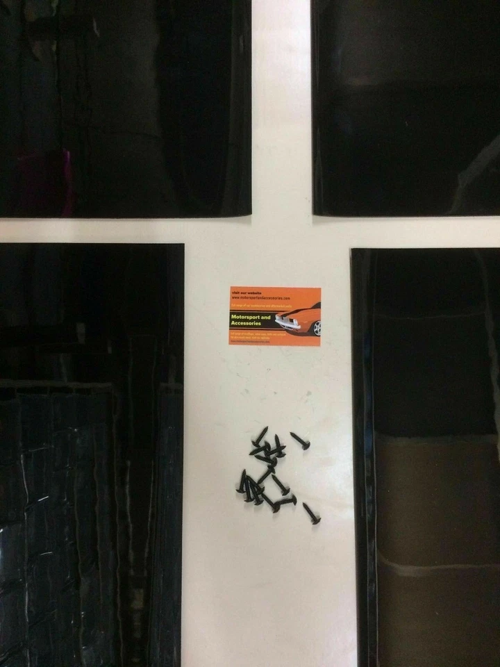 Черные брызговики Rally Motorsport 50 см x 30 см 3 мм MSA x 4 — с фитингами - Изображение 2 из 3