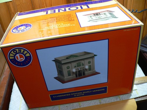 Lionel 6-34118 Stazione Illuminata (Prima Versione)