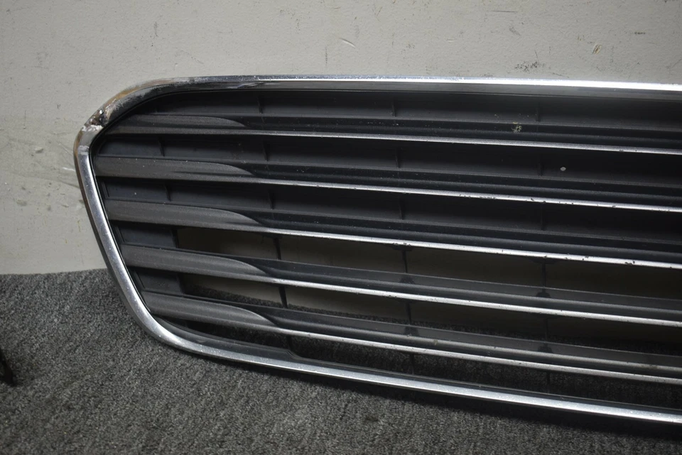 Toyota Avalon 2013-2016 parrilla delantera OEM de fábrica Foto 2 de 4