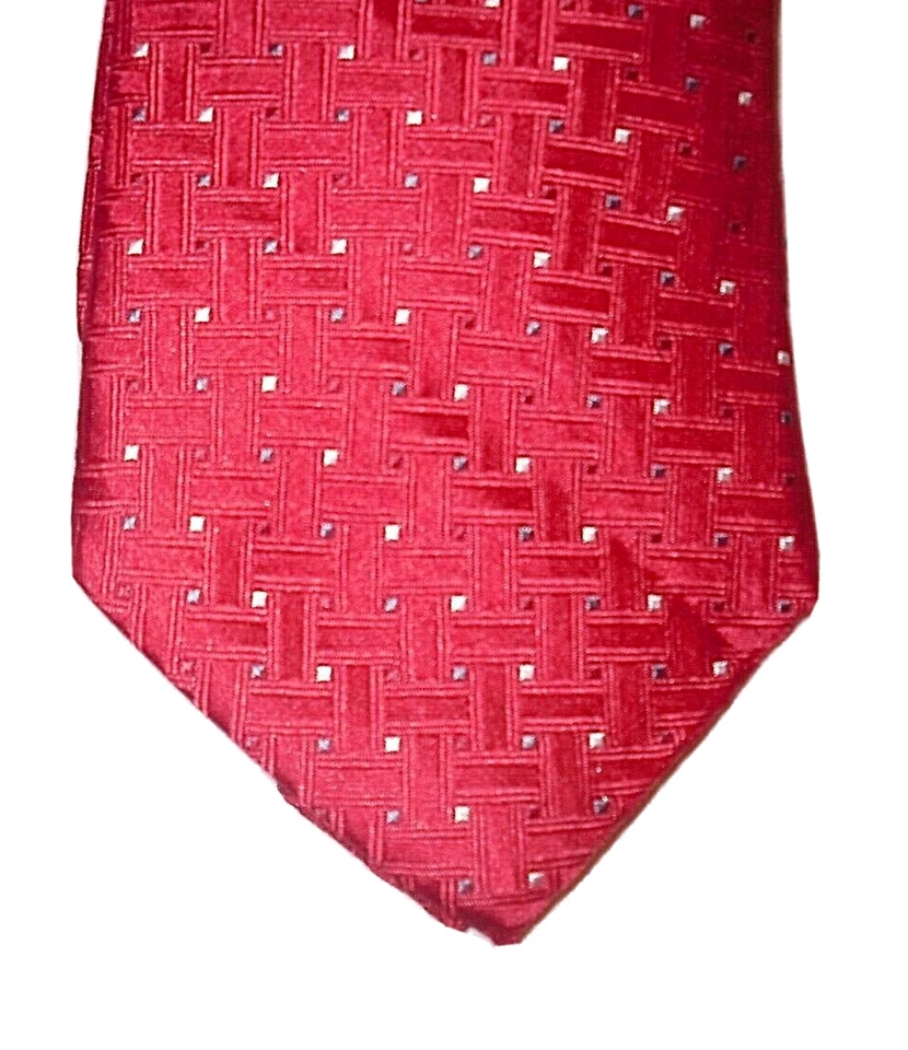 Corbata Beverly Hills Polo Club Roja Seda 3 1/8 Ancha Pequeña Lunares Foto 2 de 3