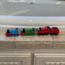 Thomas  Friends Diecast Metal Train Edward Henry James Tender 4 Piece 2002 2004