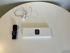 Apple Watch SE (2nd Generation) GPS, 40mm, Midnight Aluminium 96 BH