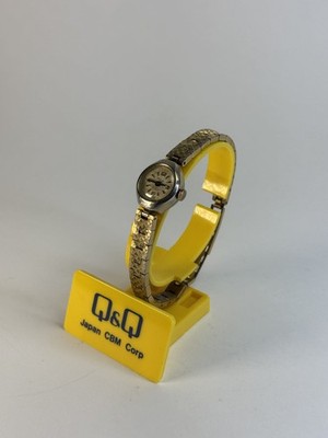 Adria 17 Jewels Incabloc Vintage Swiss Ladies Watch Gold Tone Needs Service