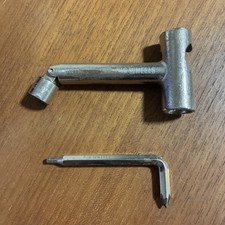 Pig Wheels PIPE WRENCH: Vintage SKATEBOARD TOOL PIPEWRENCH SKATE TOOL