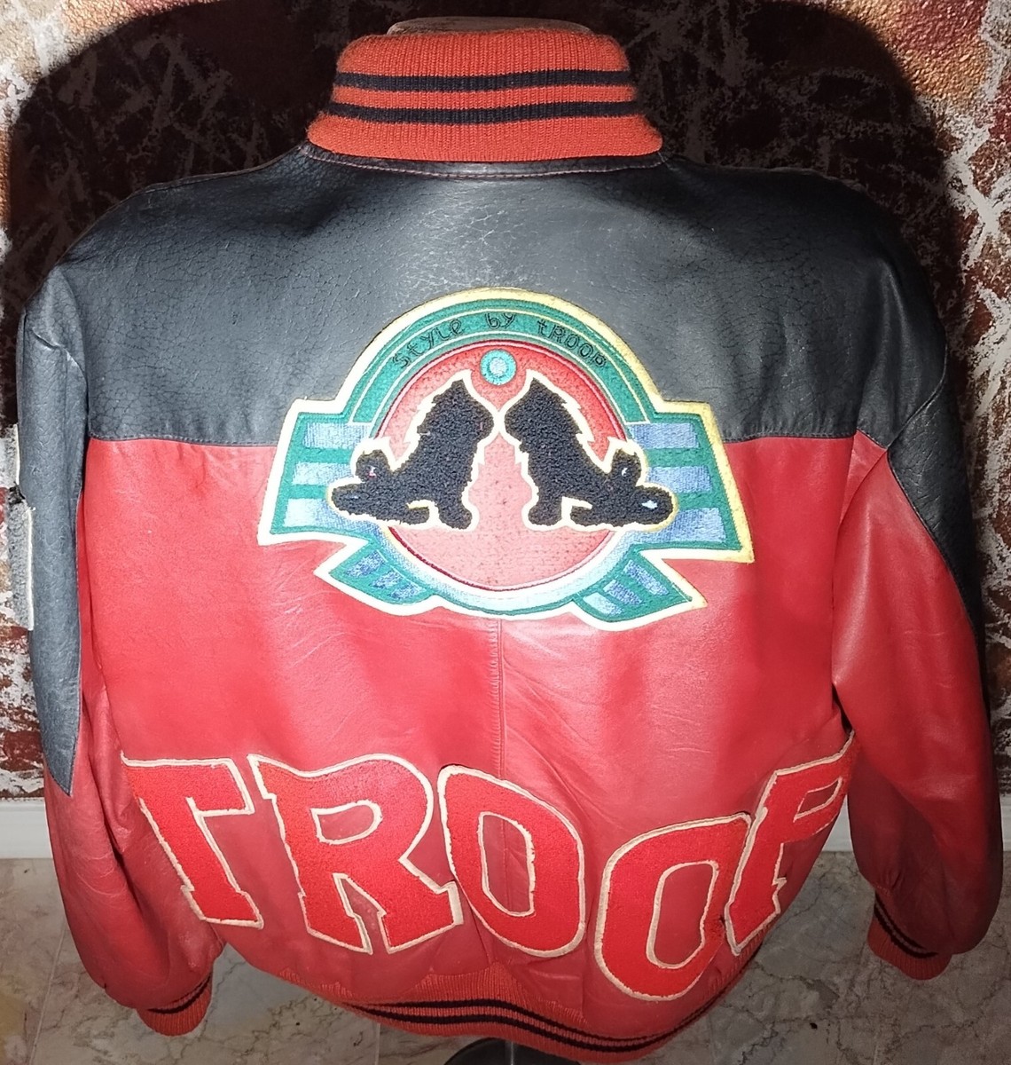 Leather Varsity WORLD of TROOP Jacket VINTAGE (LL COOL J Leather Varsity WORLD of TROOP Jacket VINTAGE (LL COOL J