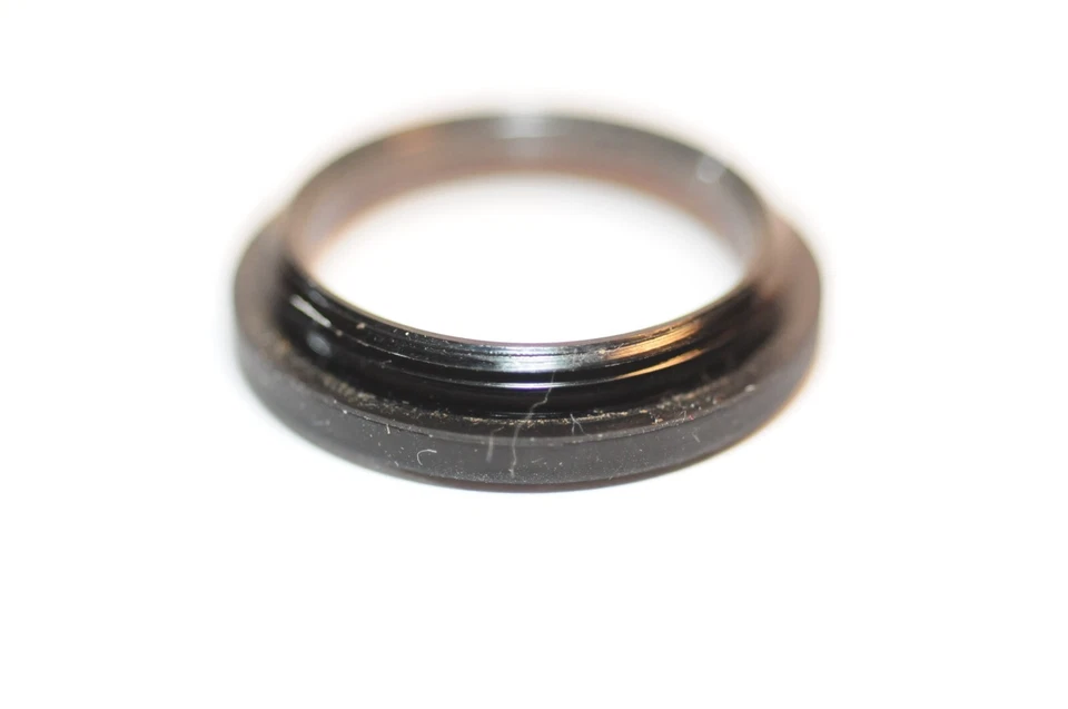 Nikon eyepiece round for F100 N90s N8008s F-8001 F3 HP - Image 2 of 4