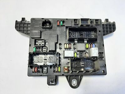 OPEL ASTRA J Sports Tourer 1.7 CDTI Fuse box 13302301 365927271 81kw 2012