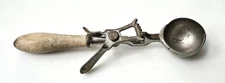Antique 1920s Dover MFG #24 Side-to-Side Springless Metal & Wood Ice Cream Scoop