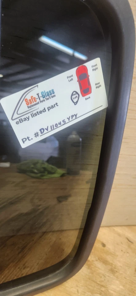 Vidrio de ventilación trasero izquierdo OEM con encapsulación para Chevrolet HHR 2006-2011 Foto 4 de 4