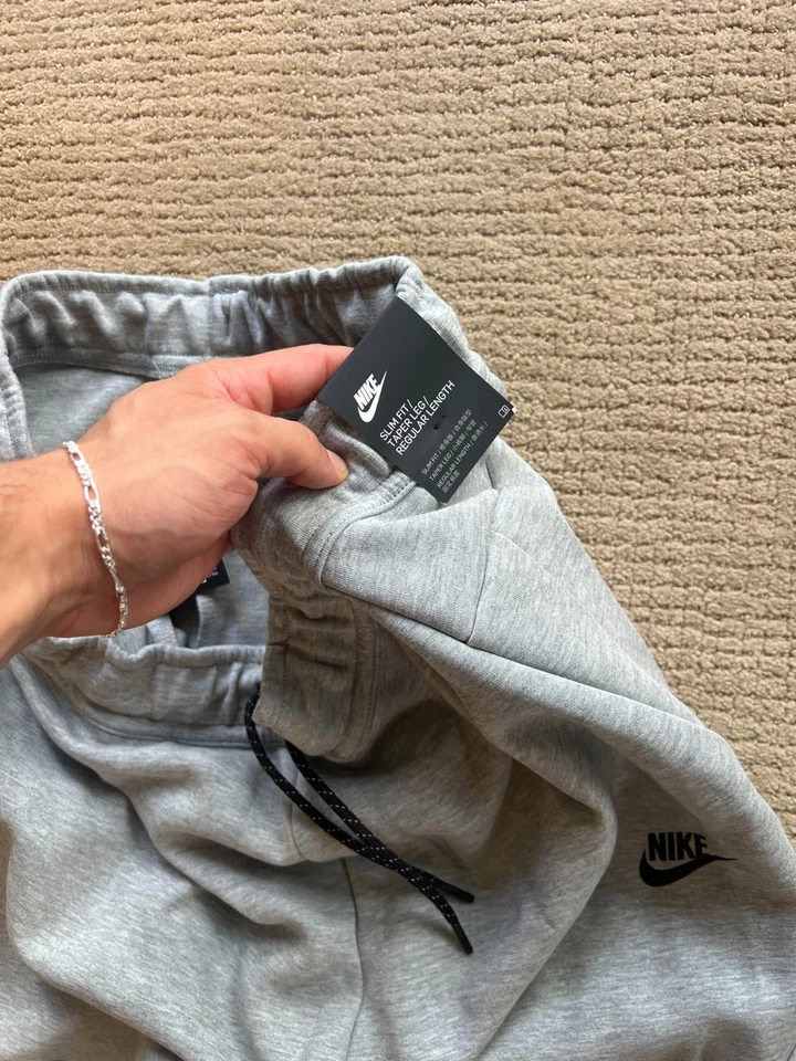 Nike Sportswear Tech Fleece Jogger Pants Dark Grey Heather CU4495-063 Size L - image 3 of 4