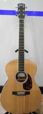 LARRIVEE OM-03R acoustic guitar