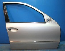 Mercedes Benz E-Klasse W211 Bj.05 Beifahrert&uuml;r T&uuml;r vorne rechts Silber C744