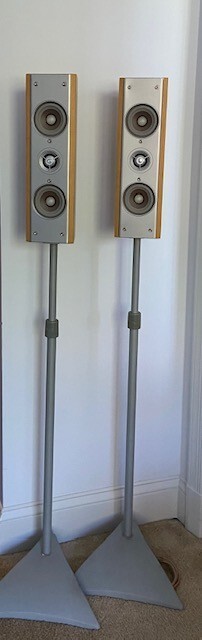 YAMAHA NS-M225 サラウンドスピーカーペア Yamaha NS-M225 Speaker's-PAIR- Stand Included | eBay