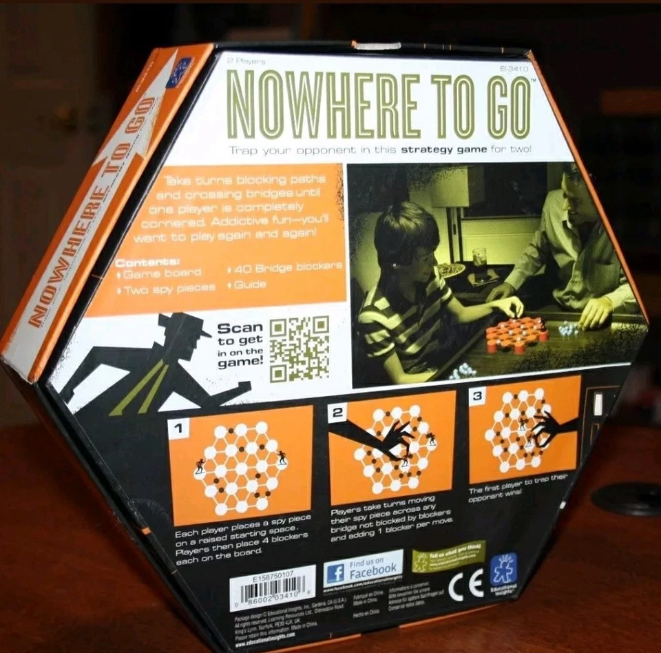 Nowhere to Go - Trap You Opponent en este juego de estrategia para dos nuevo en caja Foto 2 de 3
