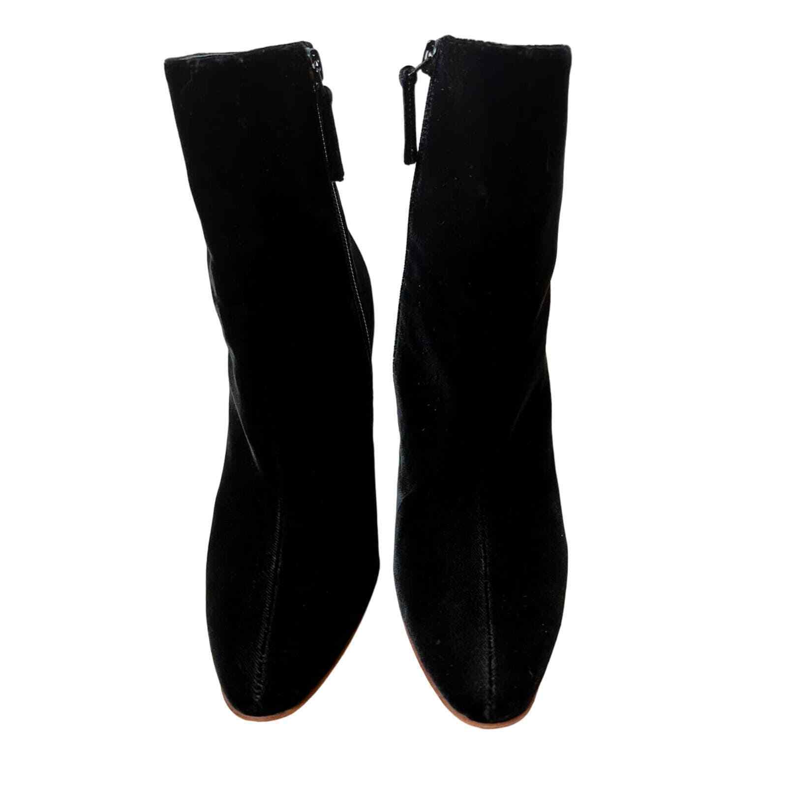 Manolo Blahnik 7.5 Sexy Stilettos Velvet Boots Sh… - image 2