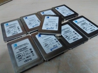Lot of (9)  Viking 25GB SATA SSD 2.5'' VRFS22025GFCNSTFP1 VRFS21025GBCQSMAP1