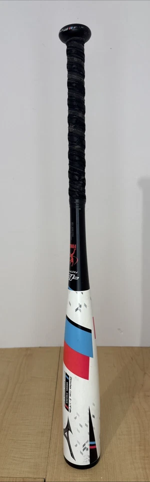 Bate de softbol Mizuno Finch MZ1300 aleación 24” 11 oz 2 1/4 diámetro modelo 340369 USSSA Foto 4 de 4