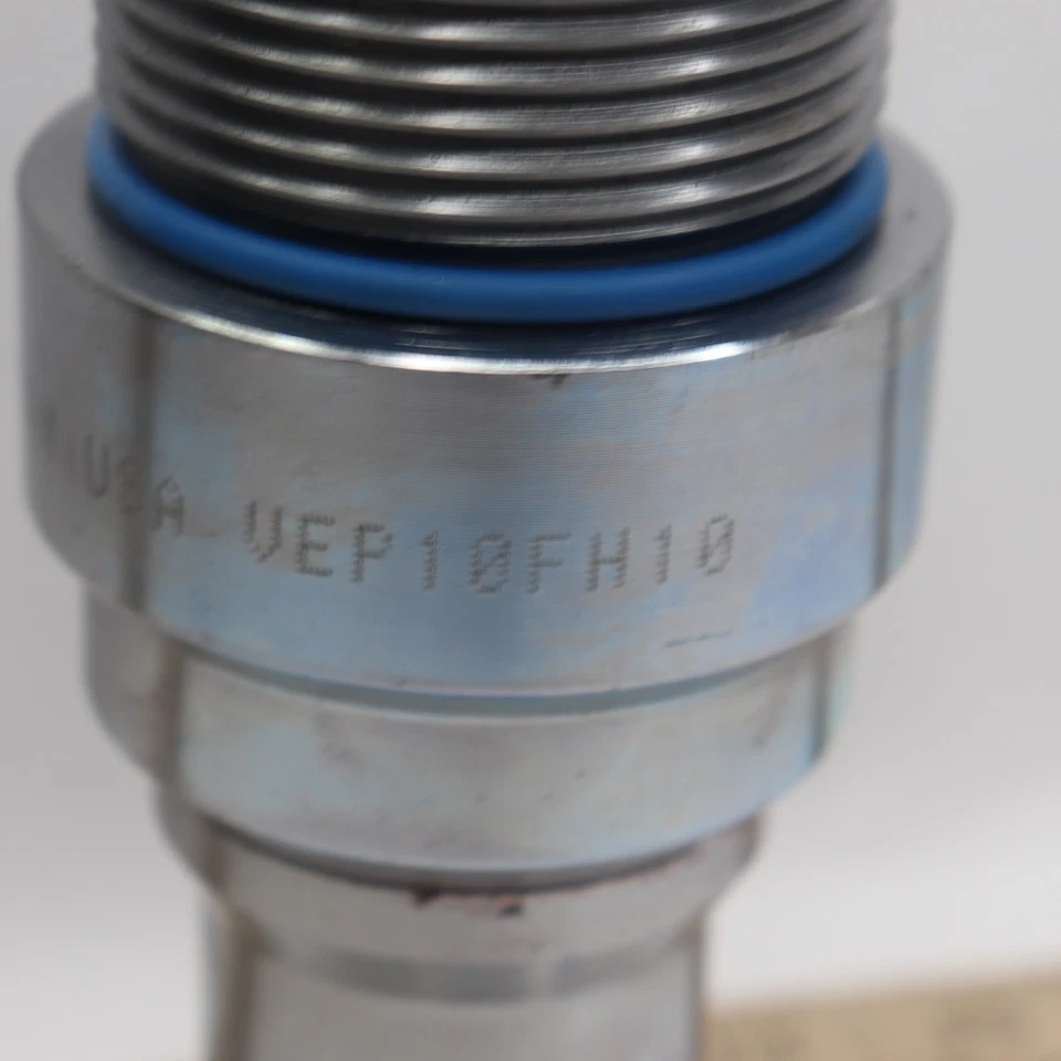 Dixon VEP Series Flange Head Plug VEP10FH10 - Image 2 of 4