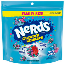 NERDS Very Berry Gummy Clusters – Crunchy and Chewy Candy, 18.5 oz Bag