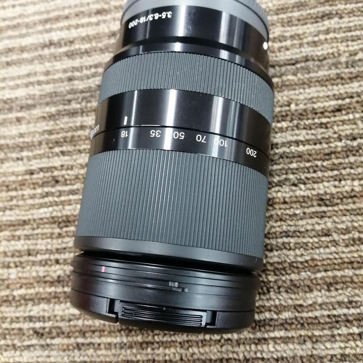 SONY ソニー 18-200mm SEL18200LE Amazon.com : Sony 18-200mm F3.5-6.3 E-Mount Lens SEL18200LE