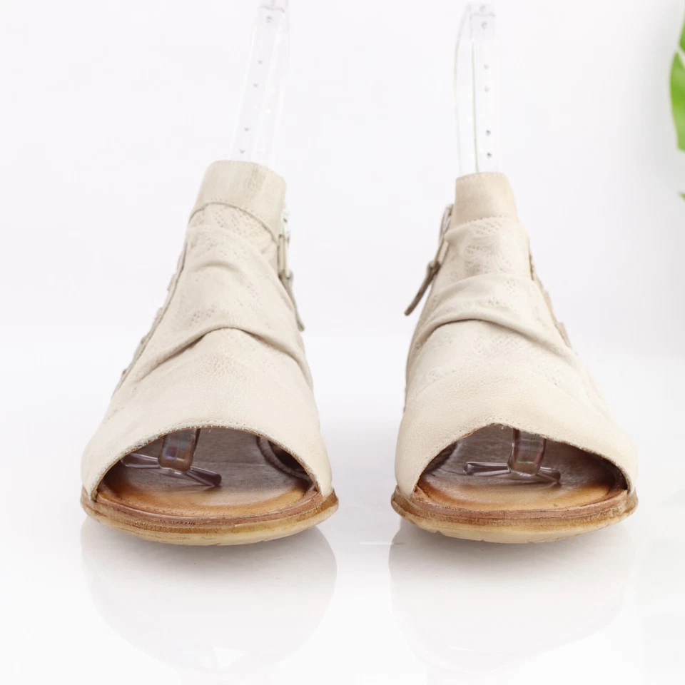 Miz Mooz Womens Flaire Sandal Size 40 9 WIDE Bone White Leather Tooled Lace Shoe - Image 2 of 4