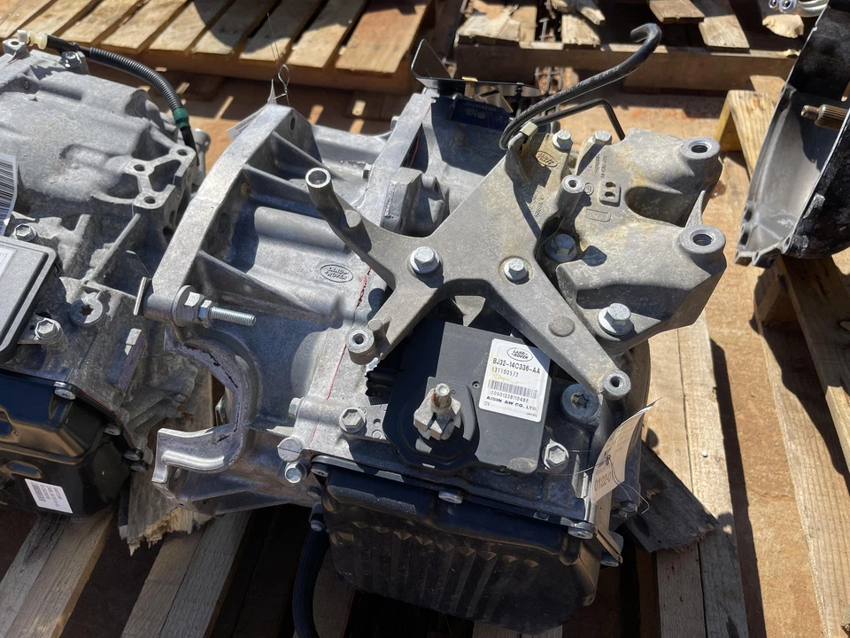 Land Rover Range Rover Evoque 2012-2013 2,0 L AWD transmisión automática Foto 3 de 4