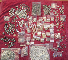 Hobby-Auflösung  Metallperlen Bastelbedarf Silberfarben  III