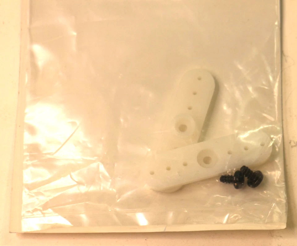 Airtronics 98322 Heavy Duty Servo Arm for Standard Servos RC Airplane Parts New - Image 3 of 4