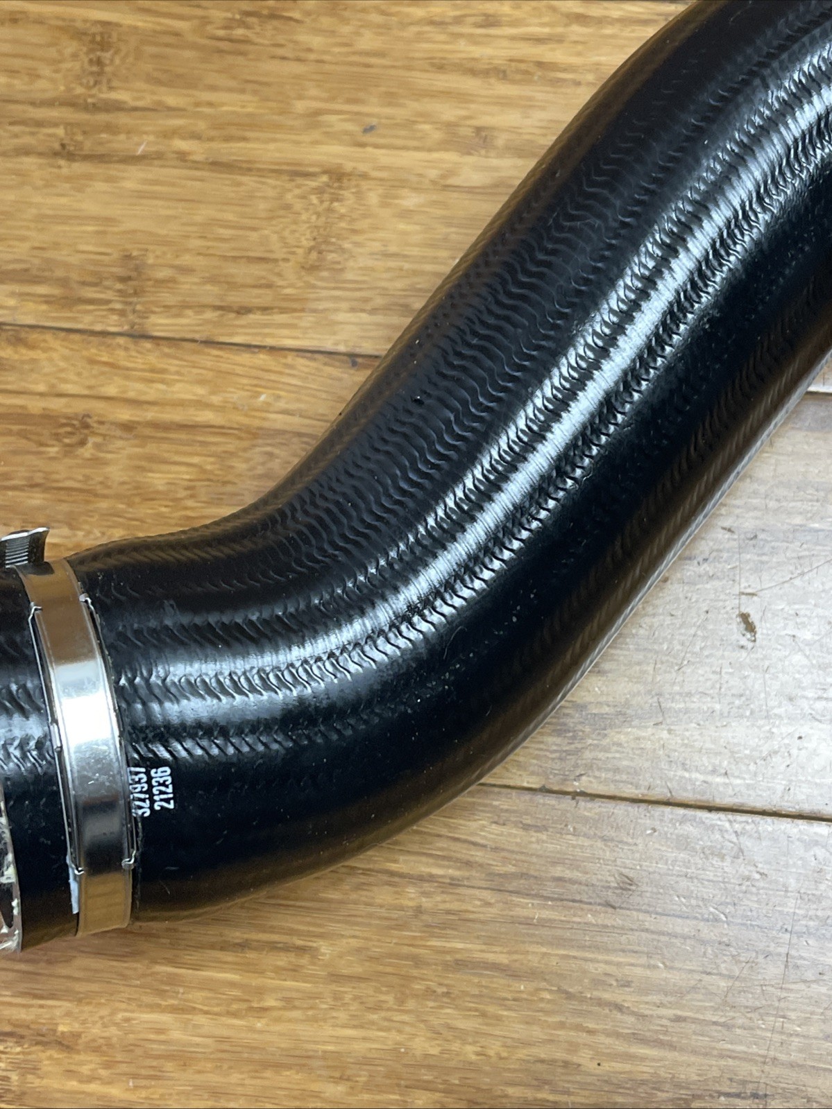 2018-2023 Ferrari Portofino F164 Intercooler Outlet Hose Right 327937 OEM