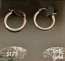 10k Gold Hoop Earrings Ribbed Petite 15mm 0.4 grams Stamped msrp 175 NEW Boxed