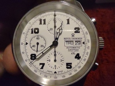 Revue Thommen Suisse mens XXL Airspeed pilot watch chronograph automatic