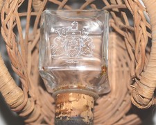Seagram's logo with no name on it glass cube stopper only cork  1 10/16" cube