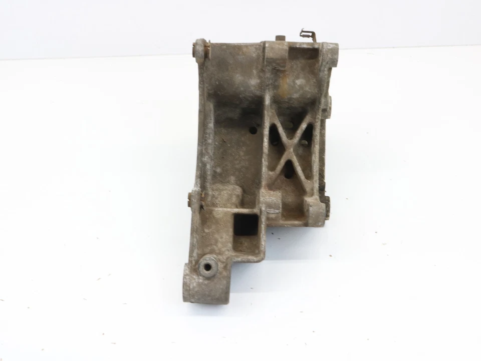 90-93 CHEVROLET G ASTRO SAFARI VAN 4.3 5.7 Alternator Bracket 10085772 10069965 - Image 2 of 4