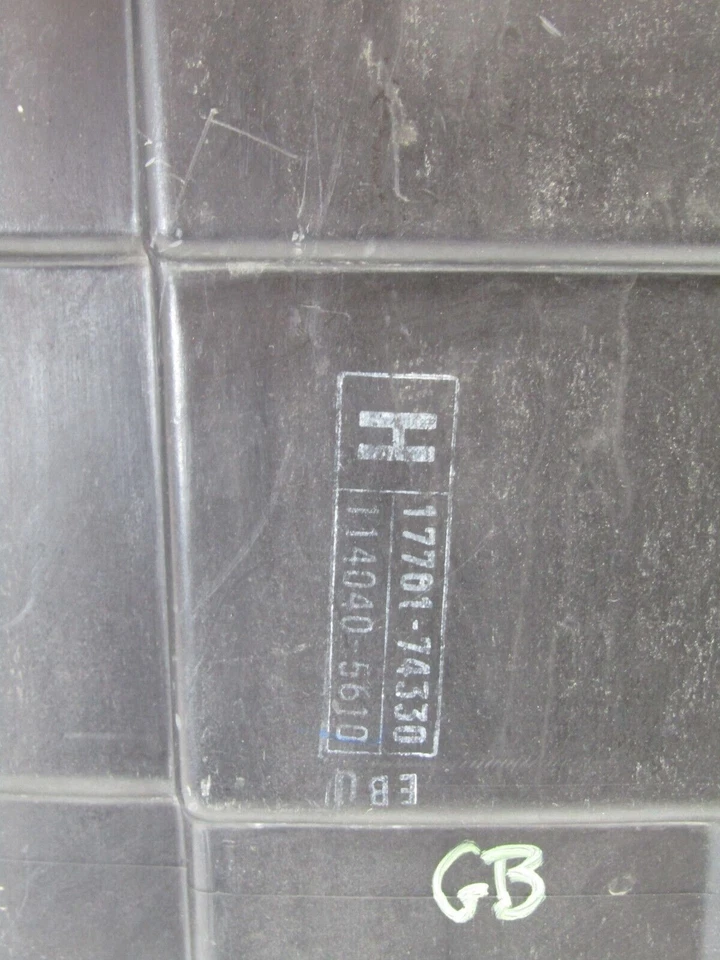 Lexus RX300 2000-2003 filtro de admisión de aire limpiador caja conjunto de cámara OEM Foto 2 de 4