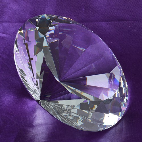 LONGWIN 200MM Clear Crystal Diamond Glass Paperweight Feng Shui Photo Prop Decor - Picture 2 of 4