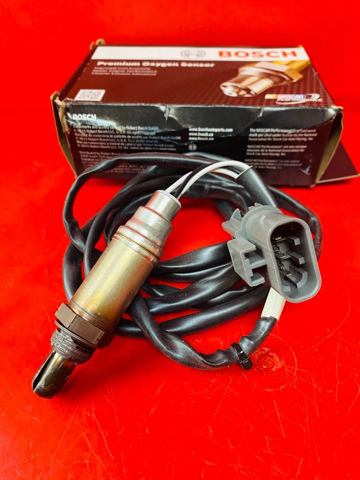 Sensor de oxígeno BOSCH 13418 para camioneta Nissan Pathfinder D21 1994-1995 HECHO EN EE. UU. Foto 2 de 4