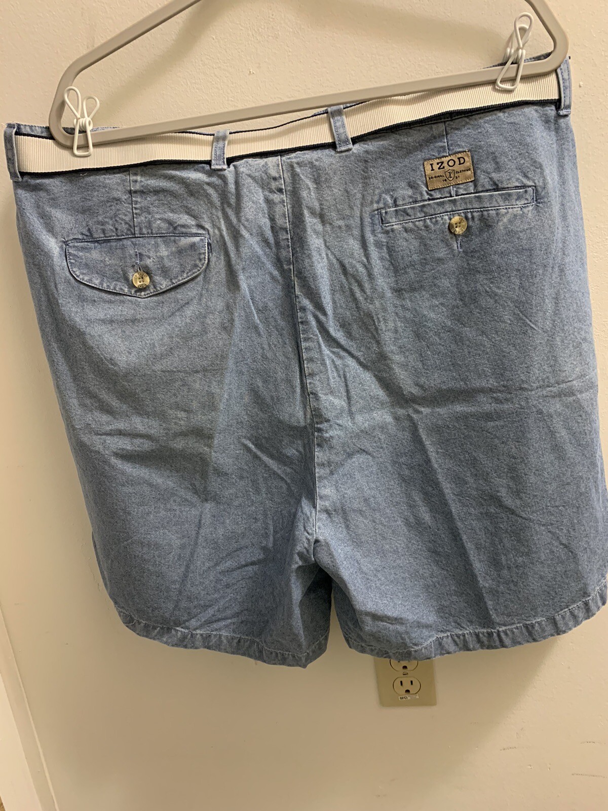 Izod Blue Jean Shorts With Belt 40x7 Waist 42&rdquo; Inseam 7&rdquo; New Without Tags