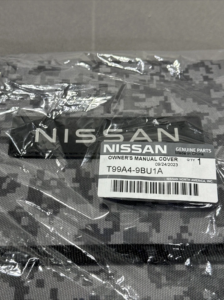 Funda Manual Propietarios Nissan NUEVA Camuflaje Aventura Cubierta Bolsa Soporte de Fábrica Foto 3 de 4