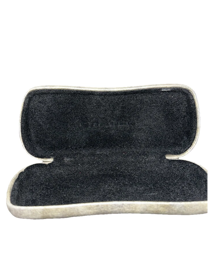 Chanel Grande Gris Gamuza Gafas de sol Estuche con cubierta Logo CC Foto 3 de 4