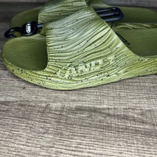 AND1 Men's Slides Sandals Green Textured Comfort Slip-On Size 9 NEW