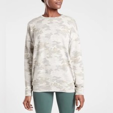 Athleta Pure Luxe Printed Crewneck Pullover Sweatshirt Camo Print size M