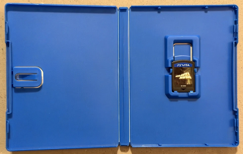 Gravity Rush(索尼 PlayStation Vita,2012) — 第 3/3 张图片